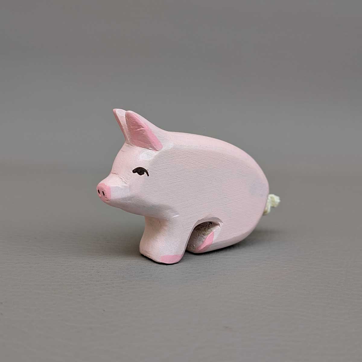 Cerdito de madera artesanal, juguete Montessori para juego libre y desarrollo sensorial