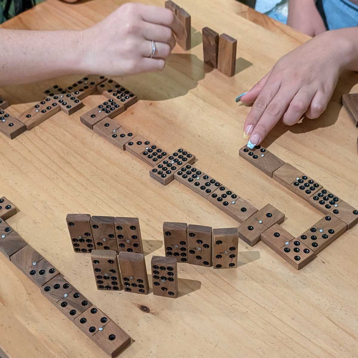 Domino cubano madera