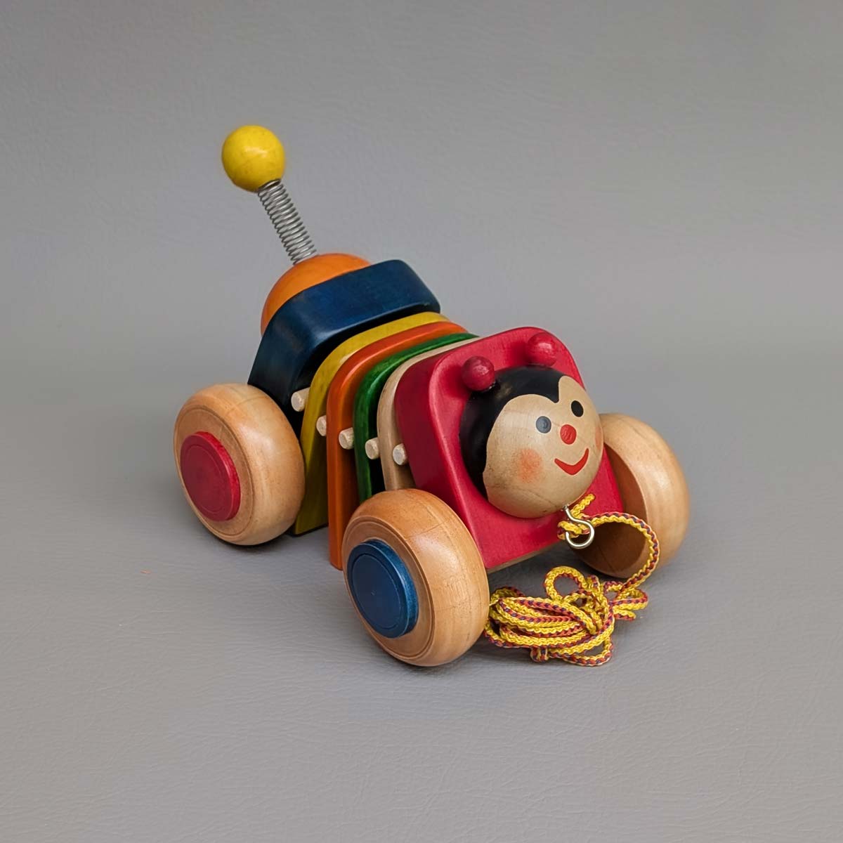 Gusano Tabletas - Juguete de Arrastre