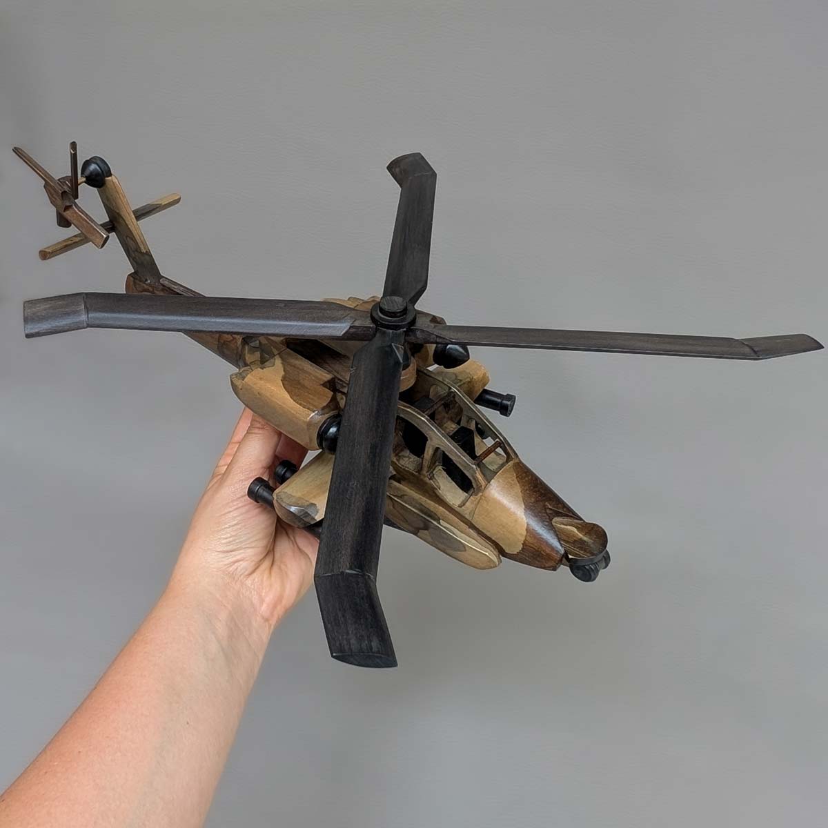 Helicóptero de Colección- Modelo: Boeing AH-64 Apache