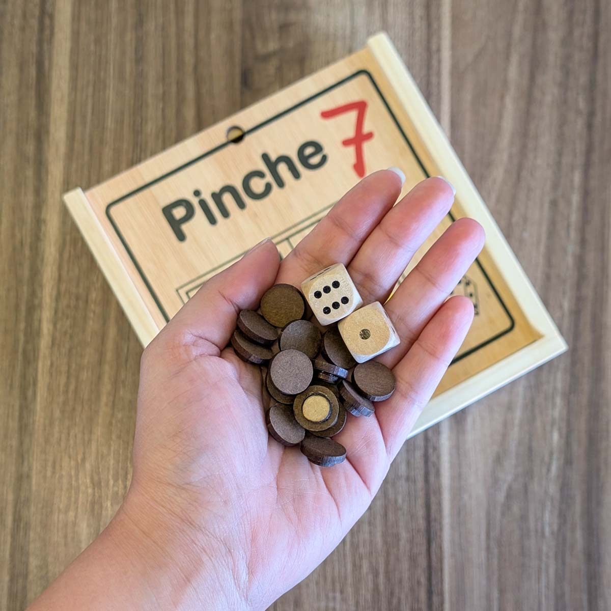 Pinche 7 (sencillo) - Juego de Integración y Apuestas