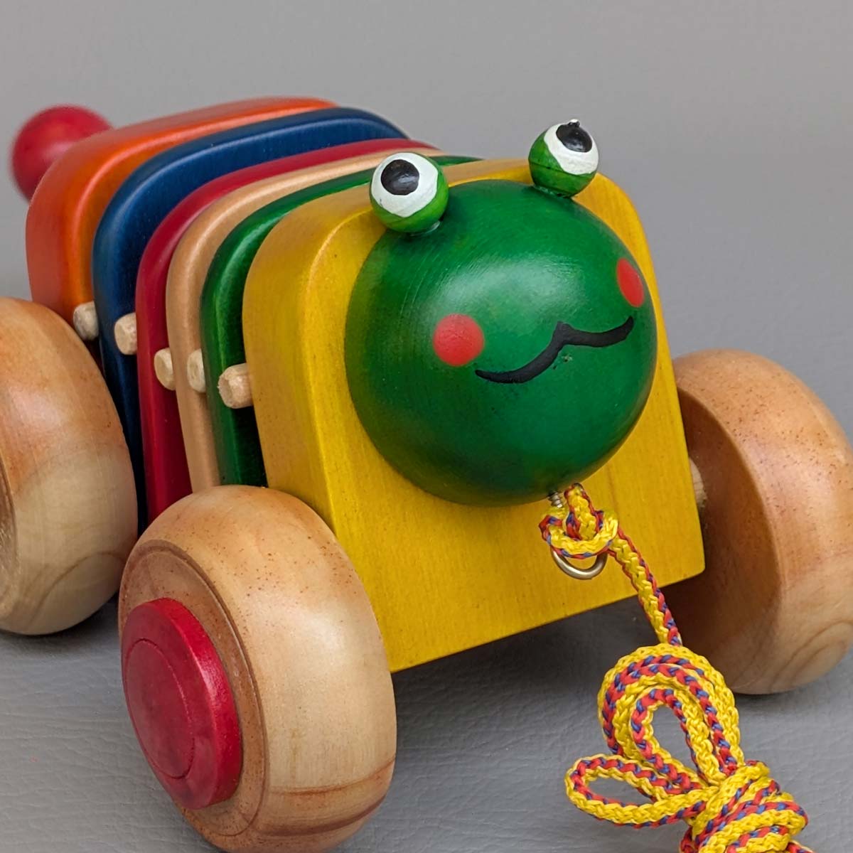 Gusano Tabletas - Juguete de Arrastre