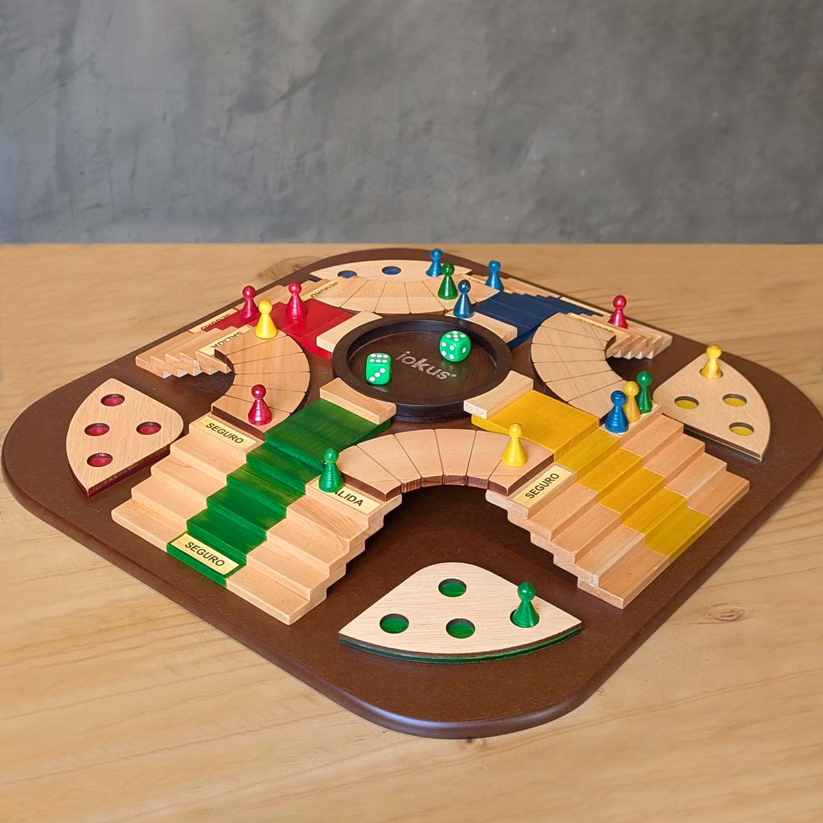 Parques 3D para 4 jugadores