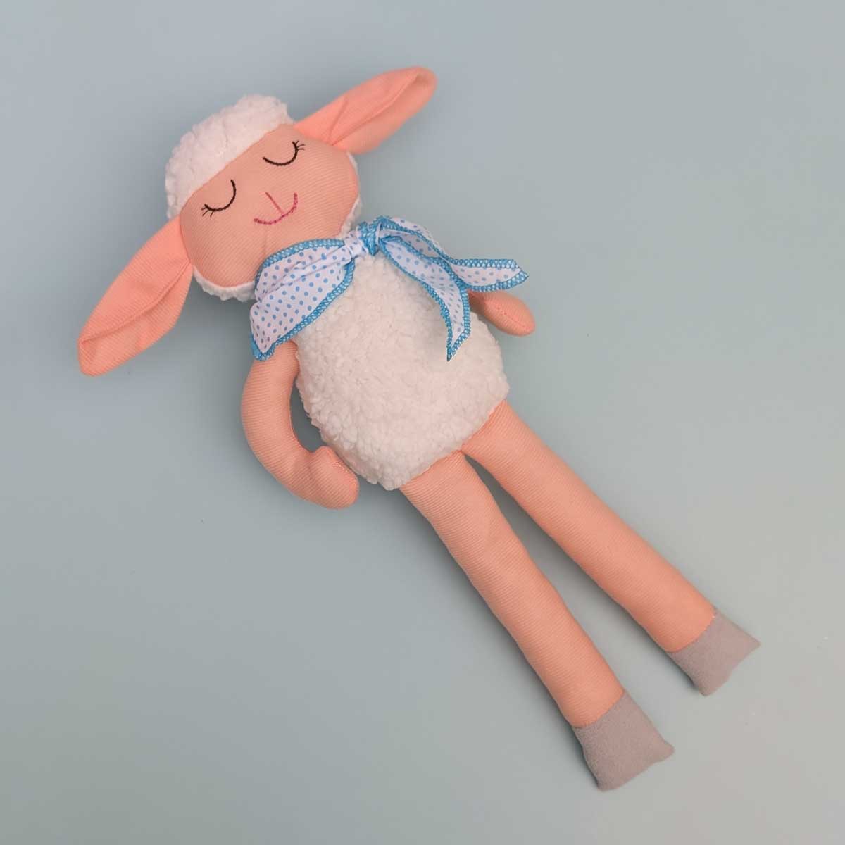 Peluche de oveja en tela, suave, hecho a mano en Colombia. Regalo niños. Color blanco